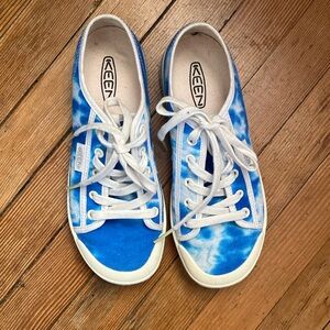 Adorable Keen Elsa cloud sneakers 7